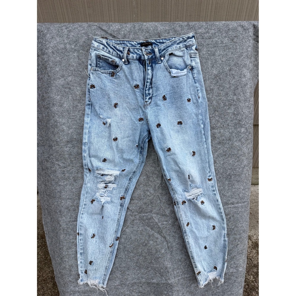 macys butterfly embroidered distressed jeans size 28 medium high waist mom y2k